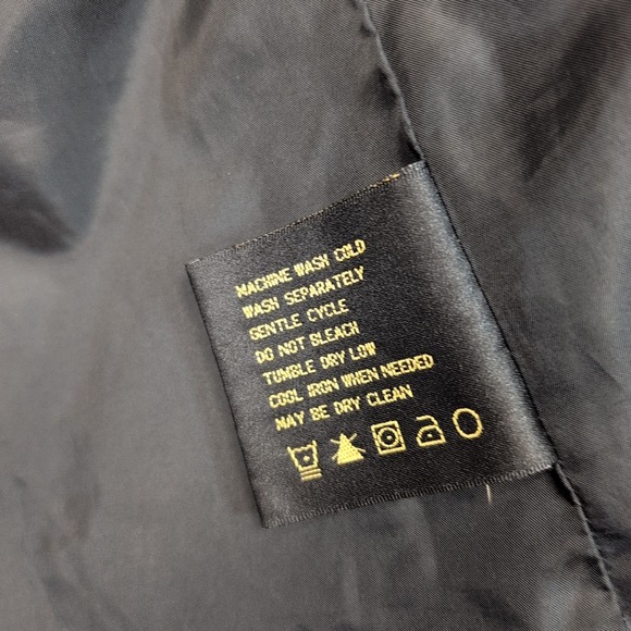 Fabio Jacket Womens M Black Hood Zip Up Gorpcore Pockets Lightweight Comfort - Picture 7 of 12